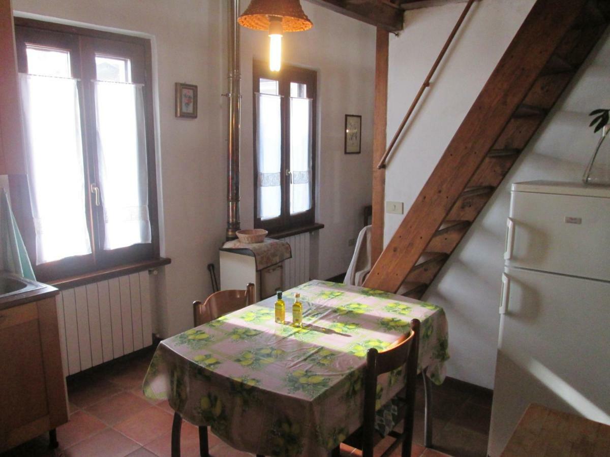 Agriturismo Bonu Gabriele ซาโล ภายนอก รูปภาพ
