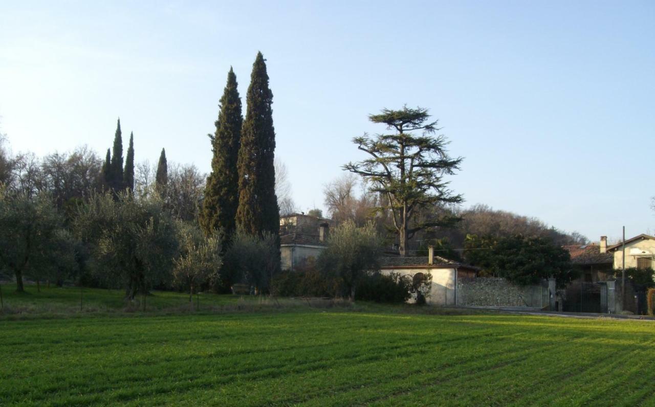 Agriturismo Bonu Gabriele ซาโล ภายนอก รูปภาพ