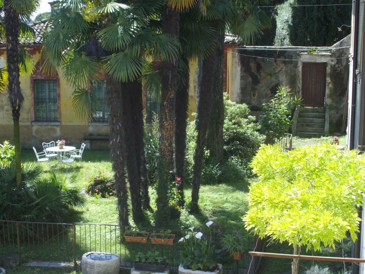 Agriturismo Bonu Gabriele ซาโล ภายนอก รูปภาพ