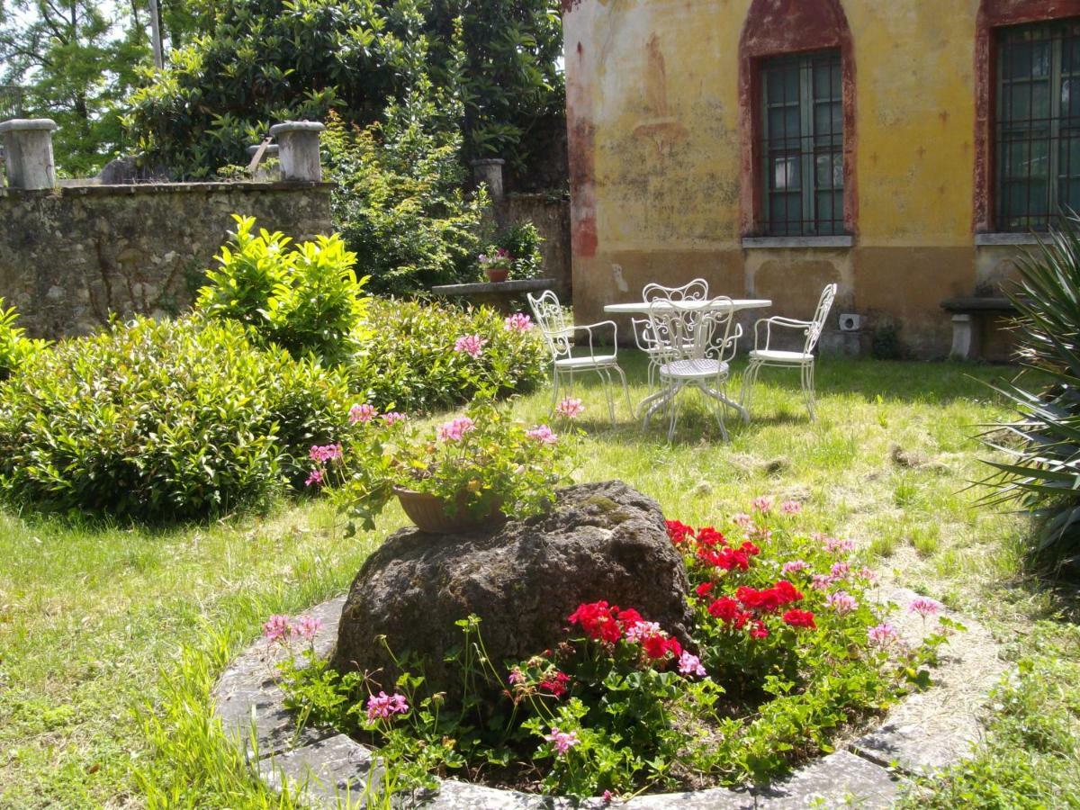 Agriturismo Bonu Gabriele ซาโล ภายนอก รูปภาพ