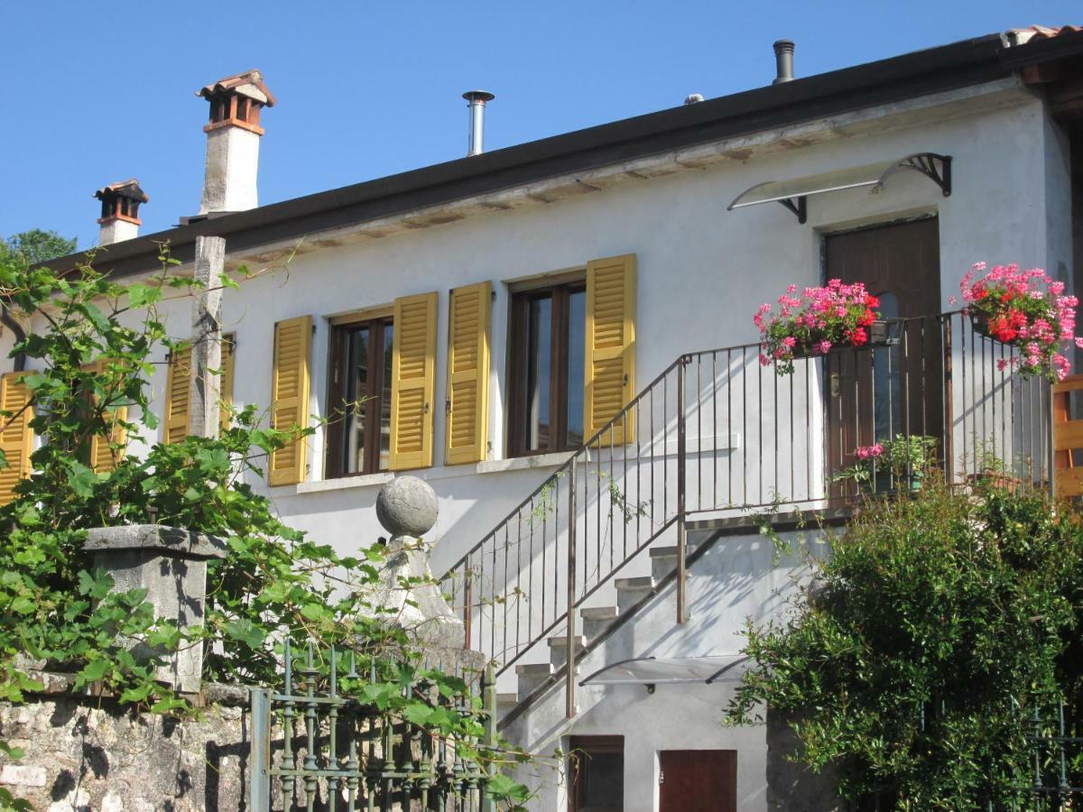 Agriturismo Bonu Gabriele ซาโล ภายนอก รูปภาพ