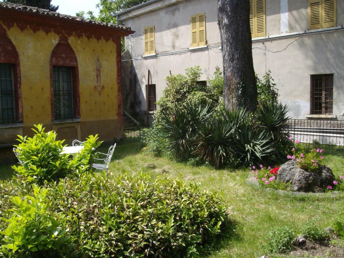 Agriturismo Bonu Gabriele ซาโล ภายนอก รูปภาพ