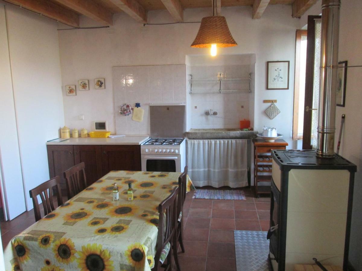 Agriturismo Bonu Gabriele ซาโล ภายนอก รูปภาพ